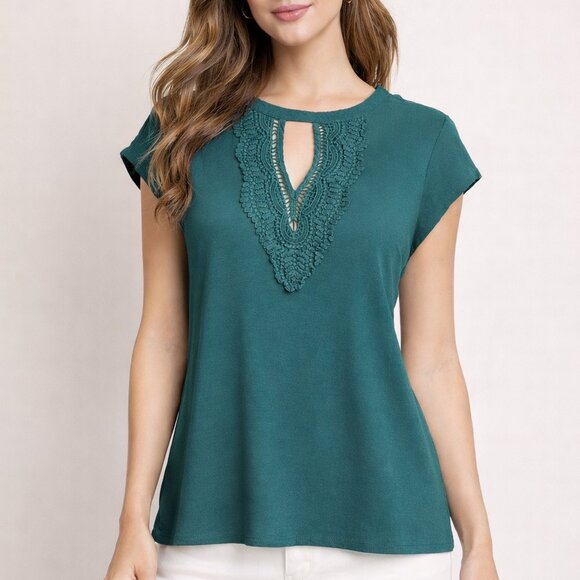 Daniel Rainn Tops - Daniel Rainn Emerald Green Top with Crochet Neckline Large